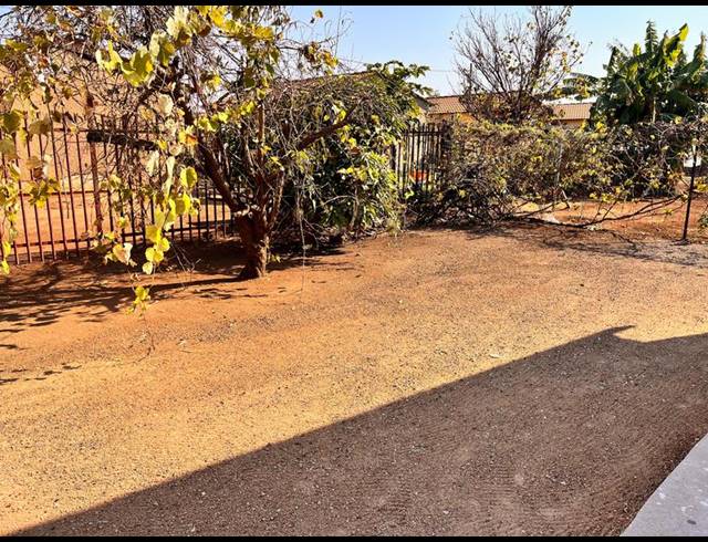 2 BEDROOM HOUSE FOR SALE IN SOSHANGUVE SOUTH